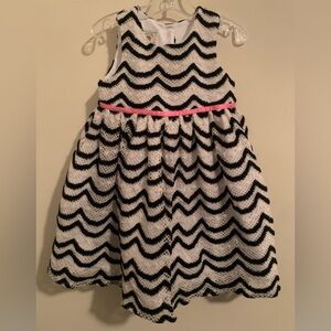 Charming Black and White Chevron Kids Dress